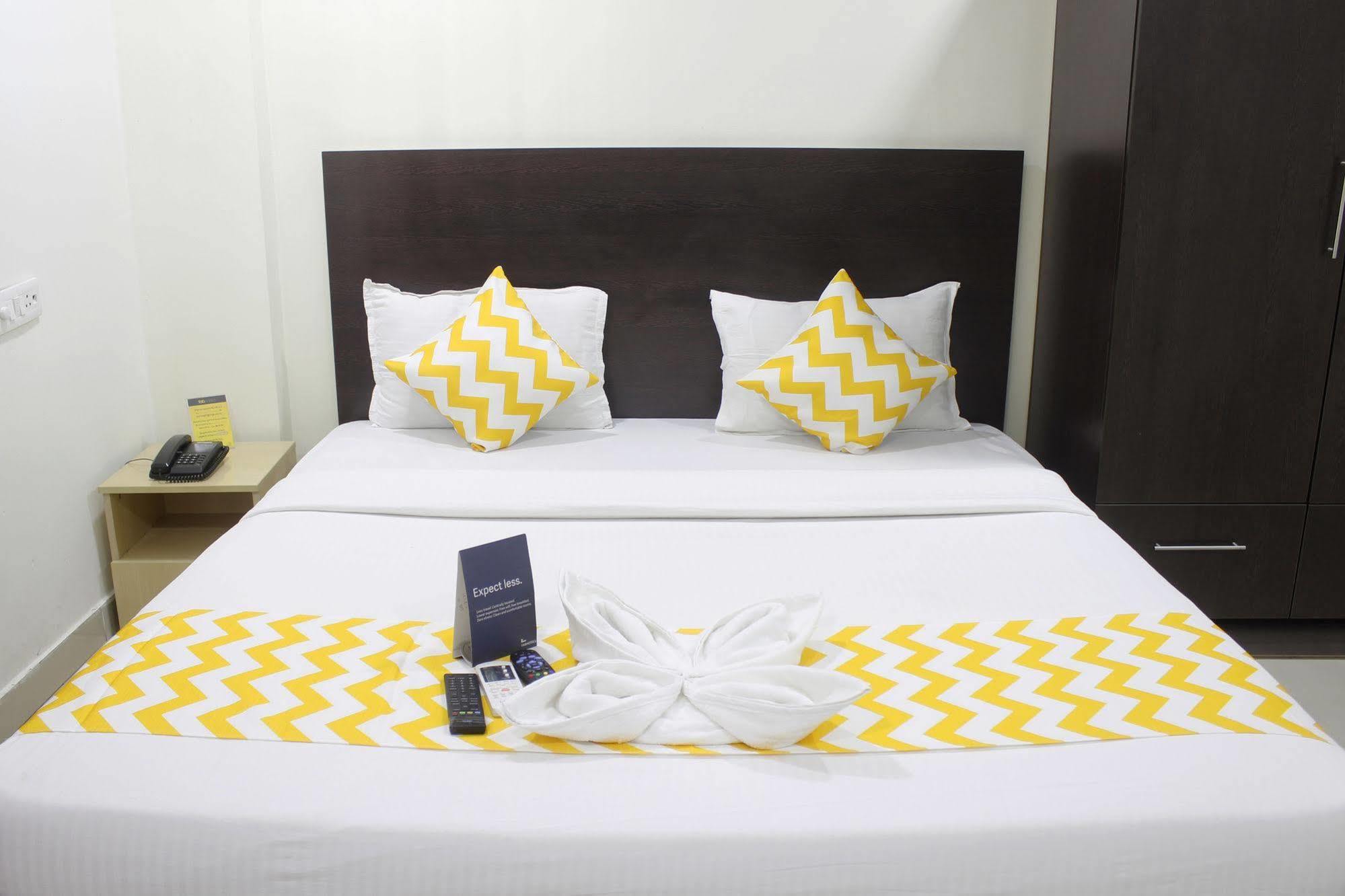 Oyo 17375 My Place Kondapur Hicc حيدر أباد المظهر الخارجي الصورة