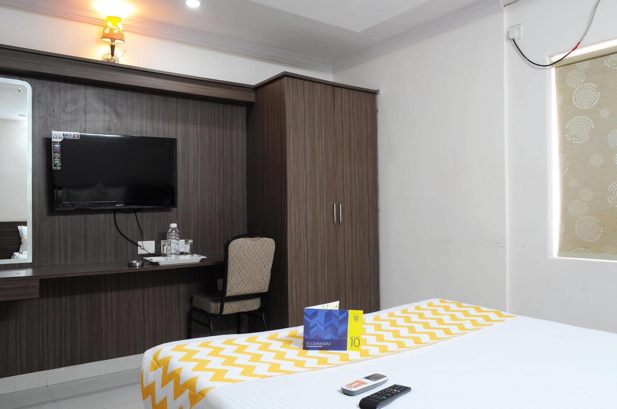 Oyo 17375 My Place Kondapur Hicc حيدر أباد المظهر الخارجي الصورة