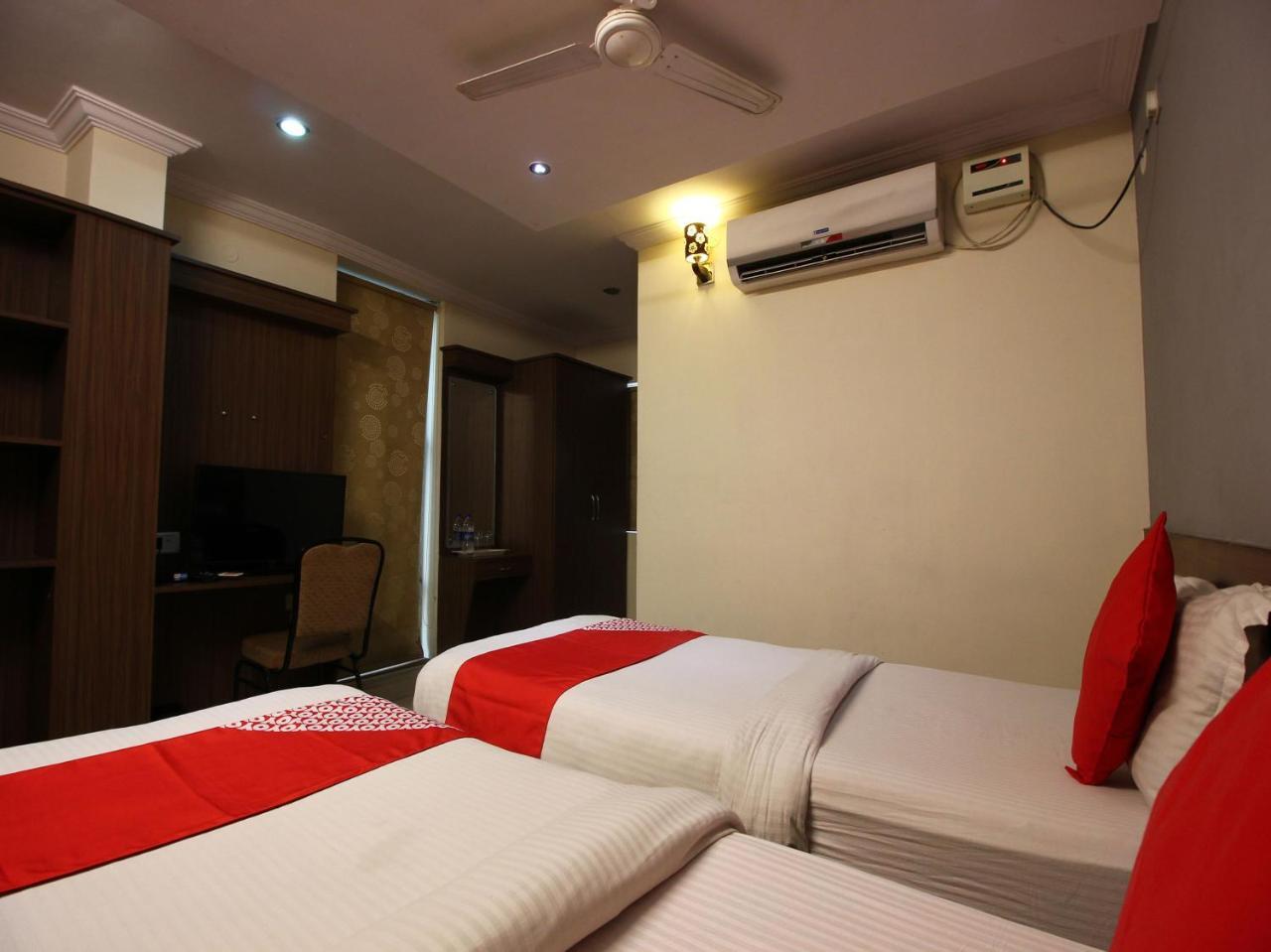 Oyo 17375 My Place Kondapur Hicc حيدر أباد المظهر الخارجي الصورة
