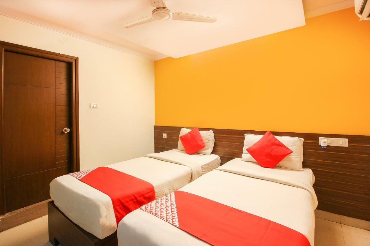 Oyo 17375 My Place Kondapur Hicc حيدر أباد المظهر الخارجي الصورة