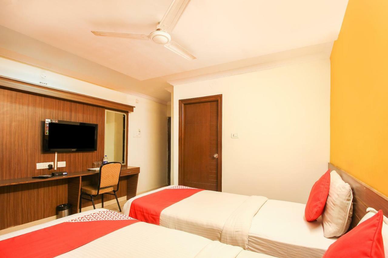 Oyo 17375 My Place Kondapur Hicc حيدر أباد المظهر الخارجي الصورة