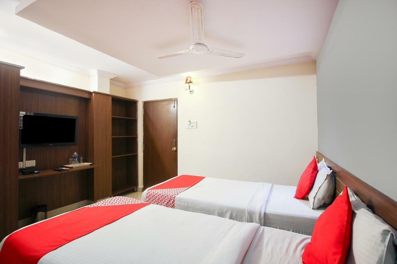 Oyo 17375 My Place Kondapur Hicc حيدر أباد المظهر الخارجي الصورة